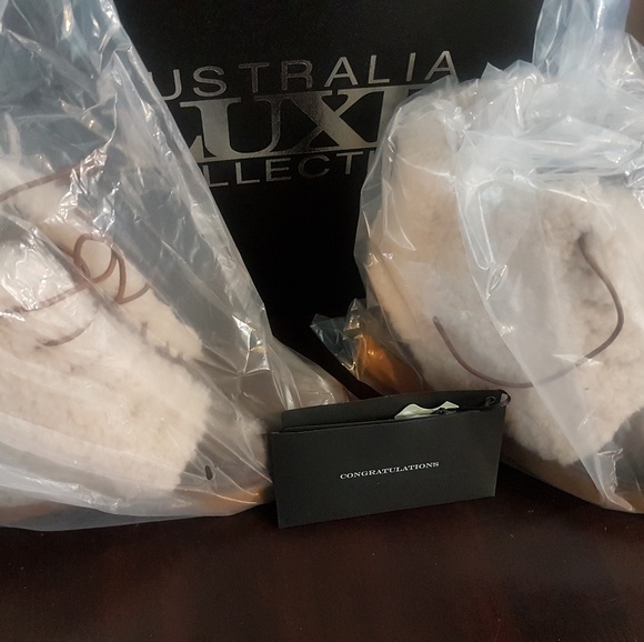 Australia Luxe Boots - Picture 3 of 7